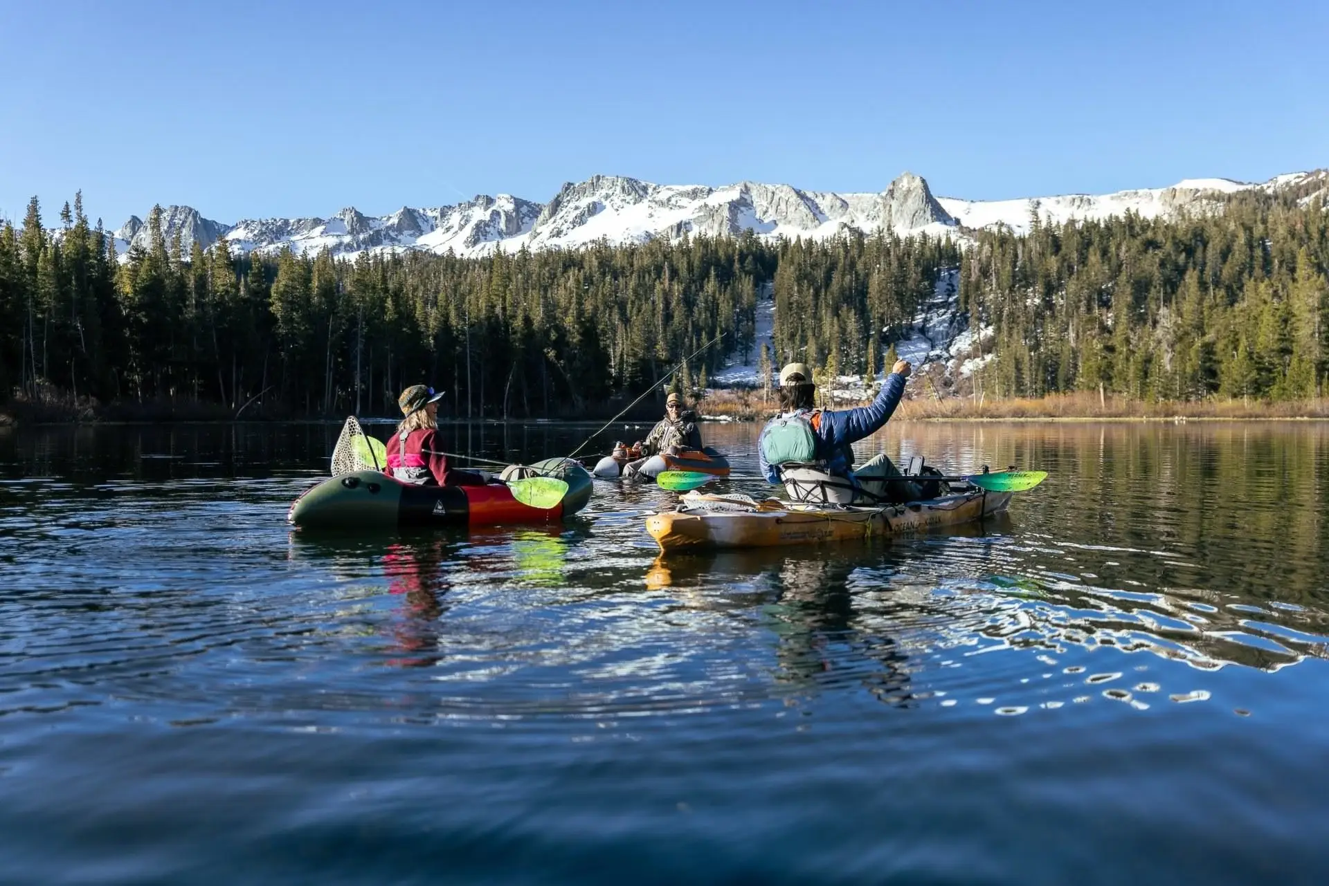 fish-finder-boat-fishing